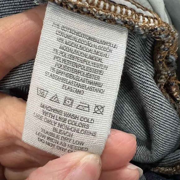 Free People Wide Leg Raw Hem Jeans - Picture 4 of 10